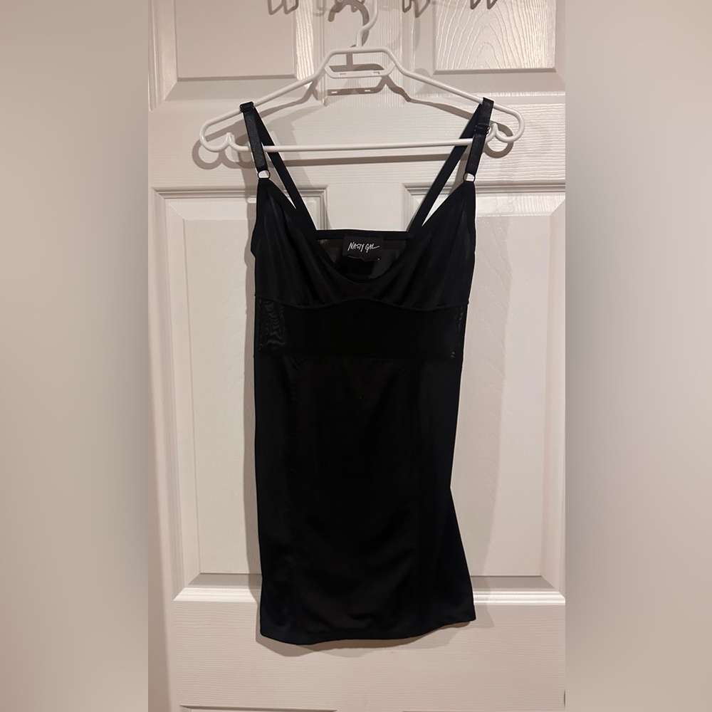 💚 Nasty Gal Black Strappy Dress